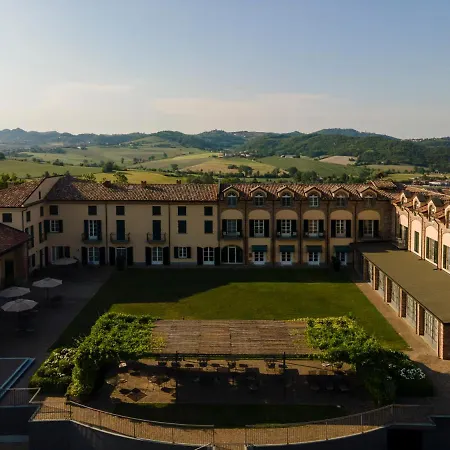 Spinerola In Cascina&restaurant Uvaspina Hotel