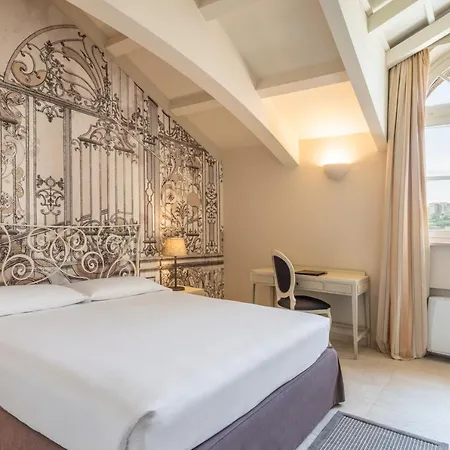 Spinerola Restaurant E Arborea מלון 3*