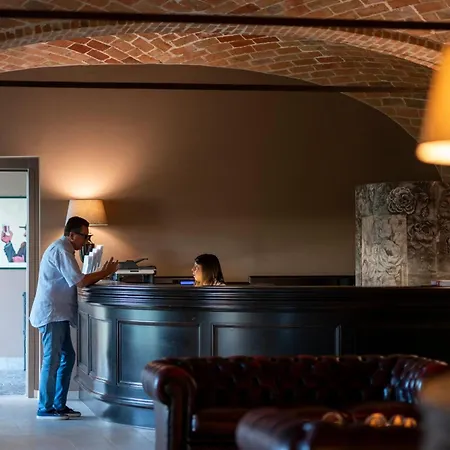 Hotel Spinerola In Cascina&restaurant Uvaspina 3*