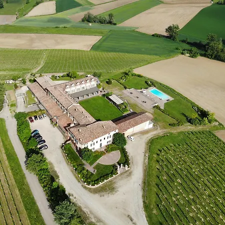 Spinerola In Cascina&restaurant Uvaspina Hotel