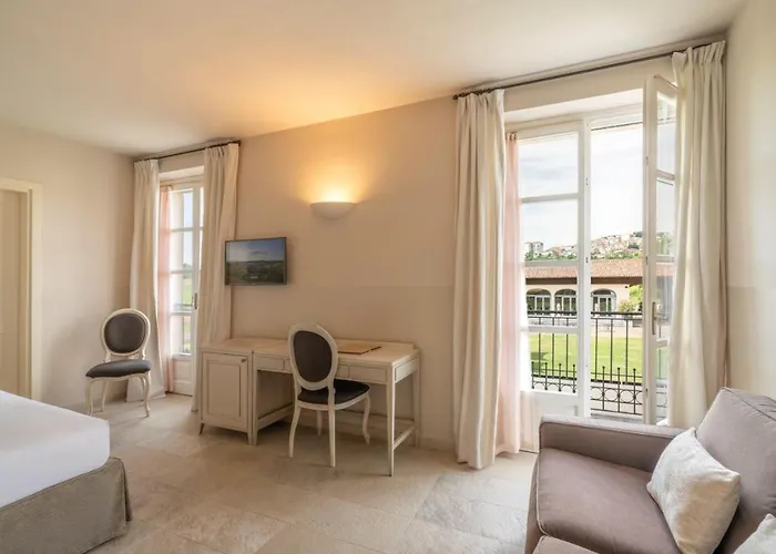 酒店 Spinerola Restaurant E Arborea 蒙卡沃